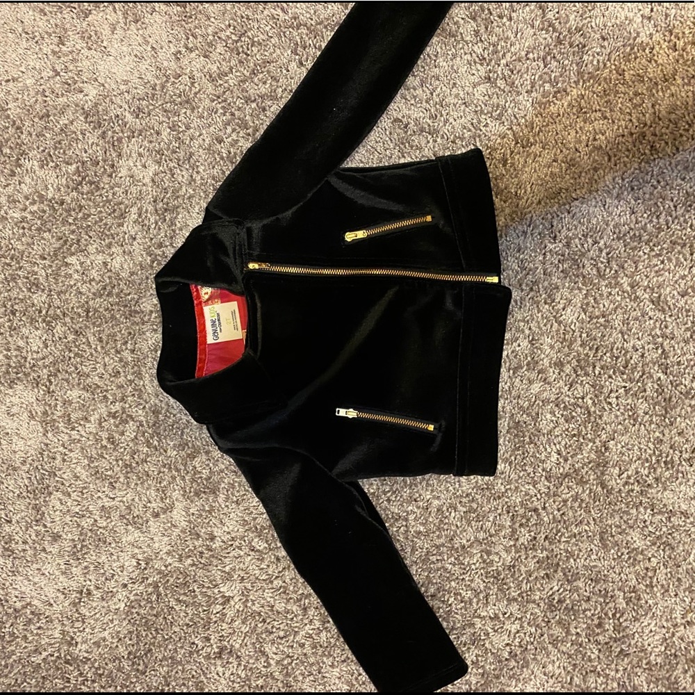 2T Genuine kids black jacket (never worn)